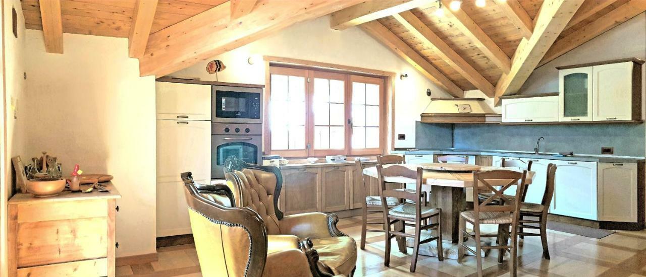 Casa Vacanza In Tipico Chalet Di Montagna Villa Varzo Luaran gambar