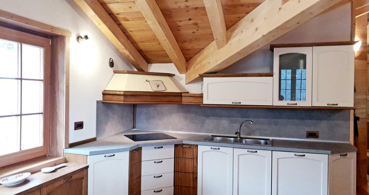 Casa Vacanza In Tipico Chalet Di Montagna Villa Varzo Luaran gambar